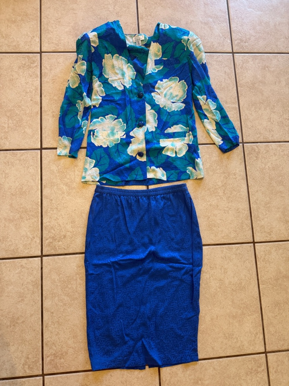 Vintage 90s 100% Silk Floral Skirt Suit Set | Blue Co-Ord Power Suit - Picture 2 of 10